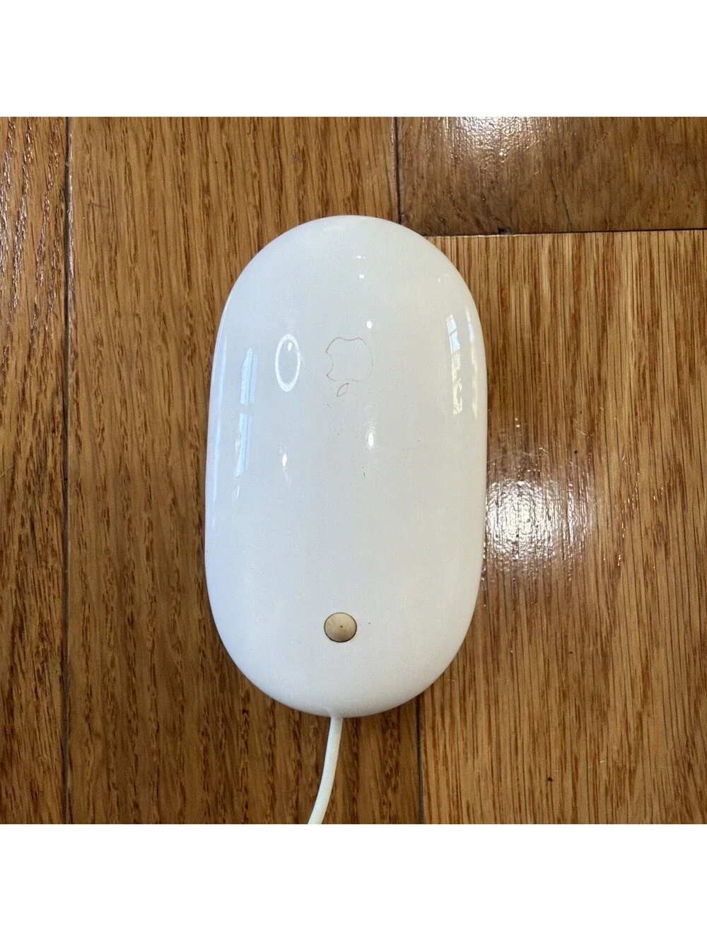 Genuine OEM Apple A1152 MOUSE W/Scrolling White WIRED USB